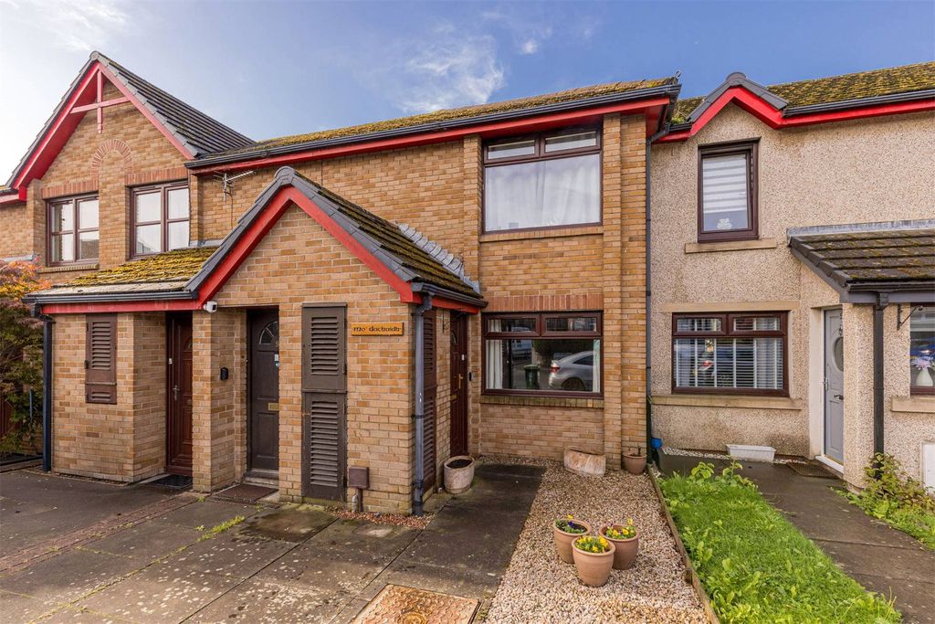 Property photo 1 of 18 Picture No. 01