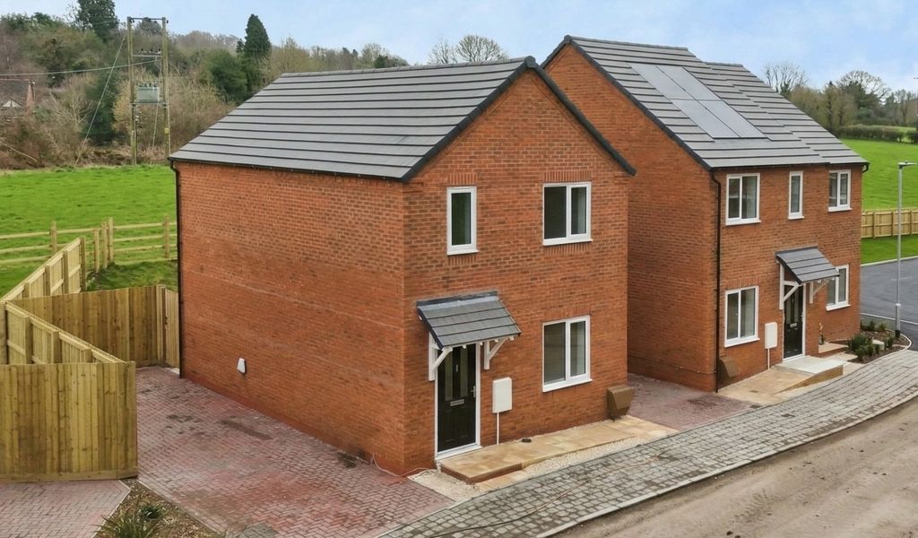 Property photo 1 of 14 4555162