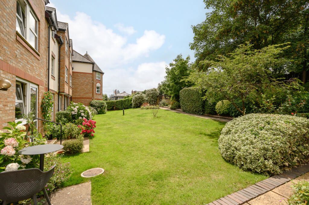 Property photo 1 of 9