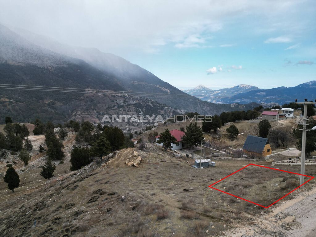 Property photo 1 of 2