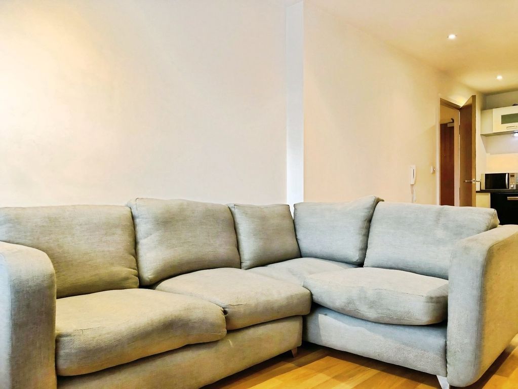 Property photo 1 of 11 Picture No. 24