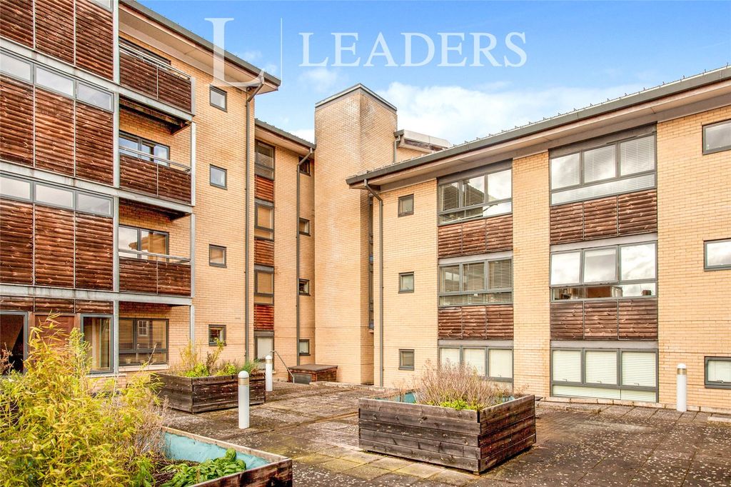 Property photo 1 of 8 Picture No. 03