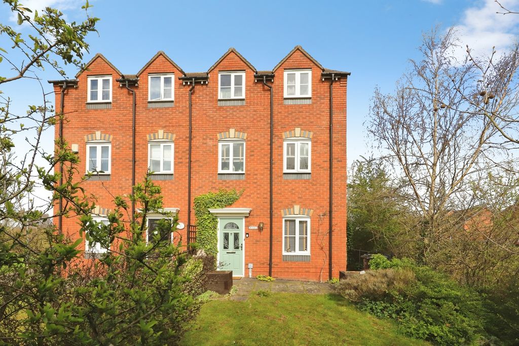 Property photo 1 of 20 Pbox-Img.Jpg