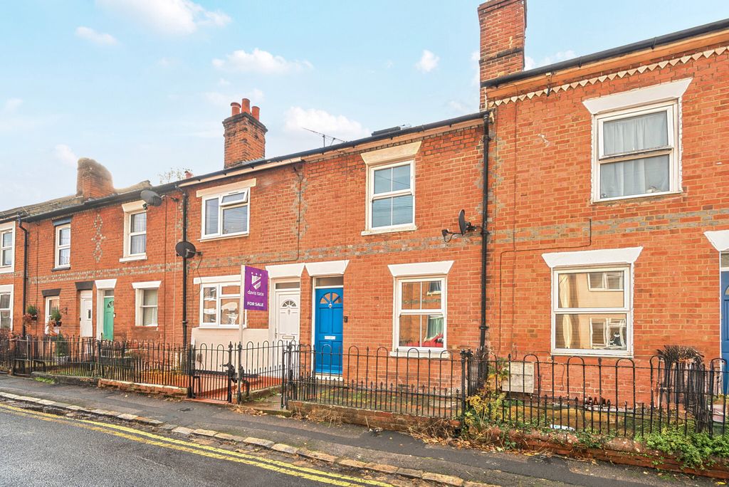 Property photo 1 of 17 1373809-20-690De9...