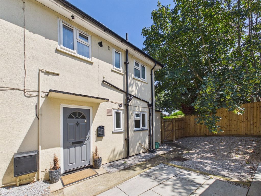 Property photo 1 of 11 Picture No. 01