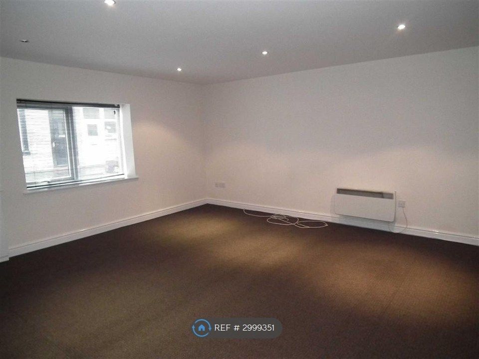 Property photo 3 of 4