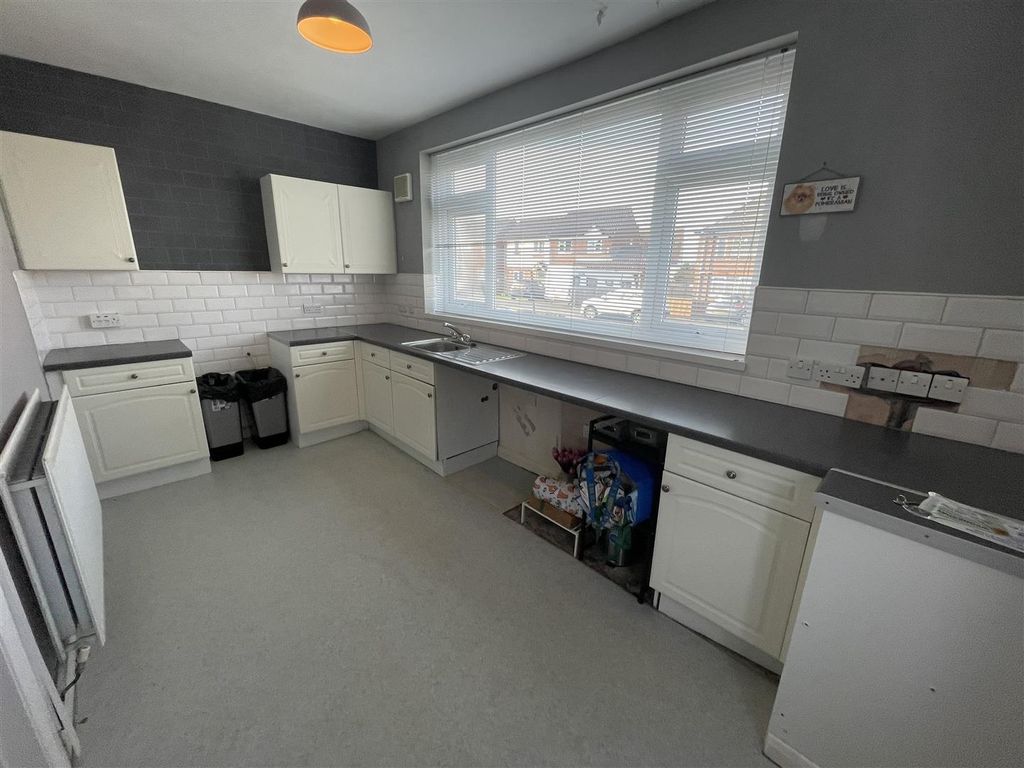 Property photo 3 of 9 12 Prim 4.Jpeg