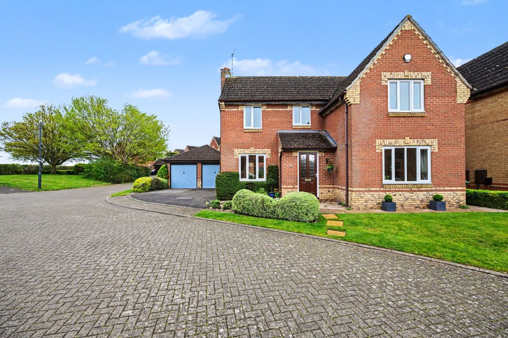 Property photo 1 of 24