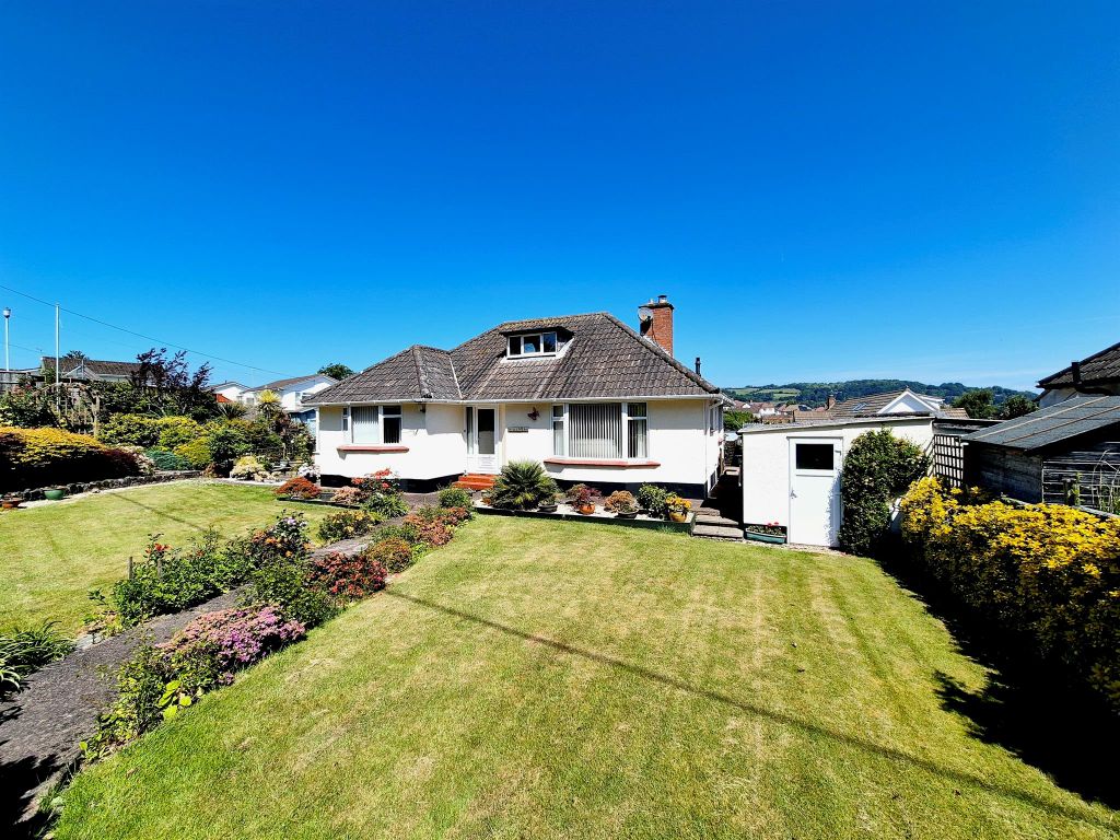 Property photo 1 of 13