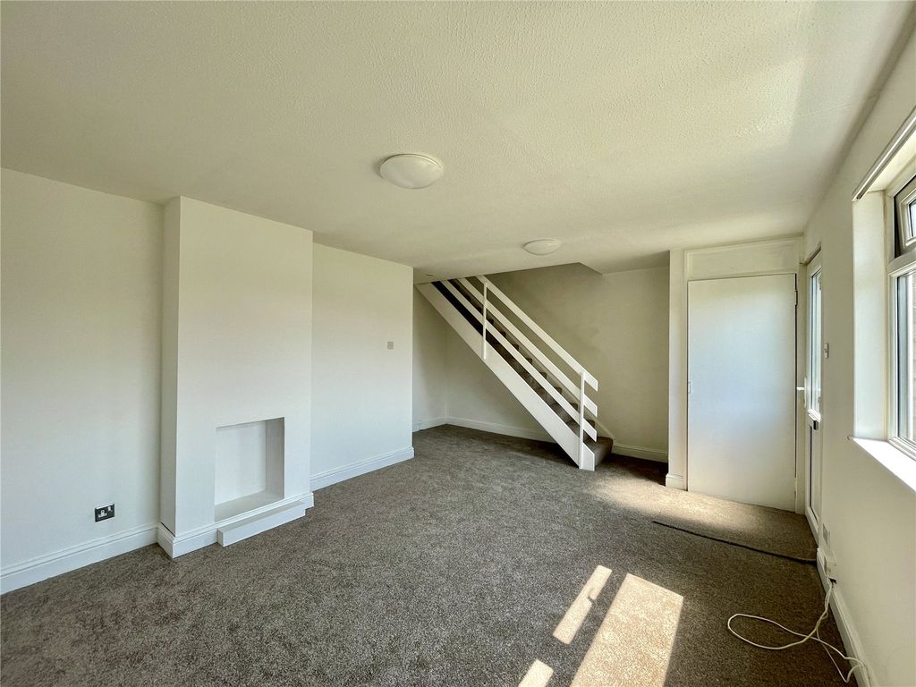 Property photo 3 of 18 Picture No. 04