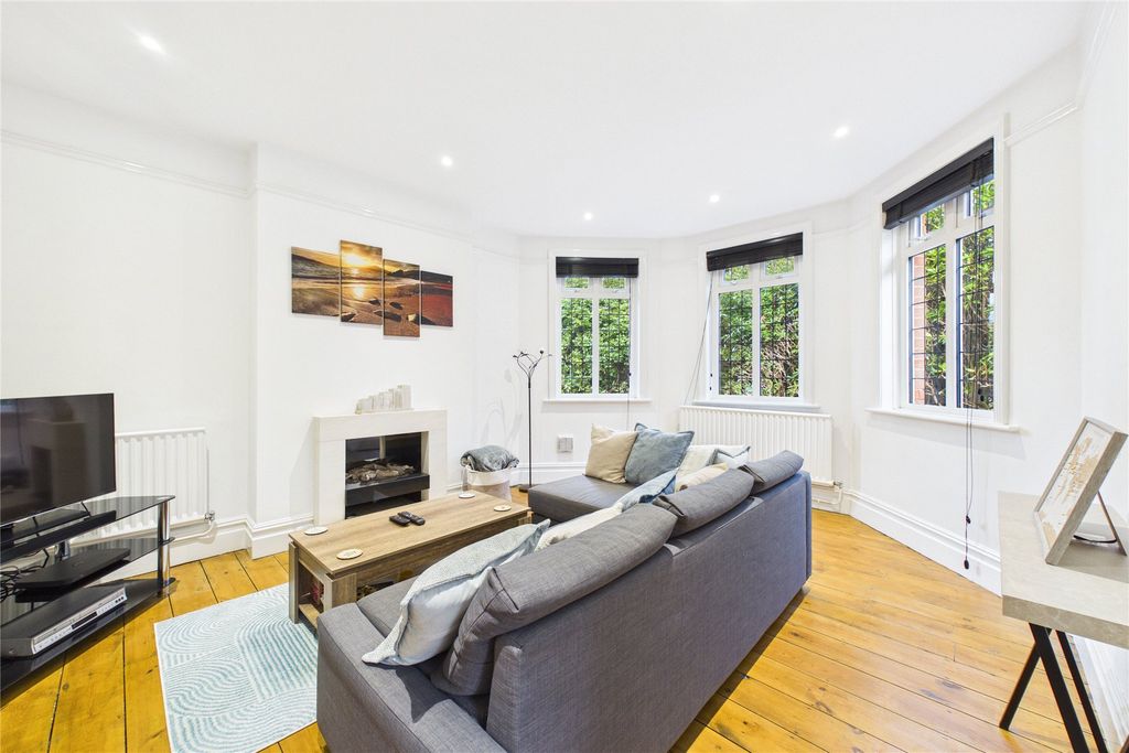 Property photo 3 of 20 Picture No. 31