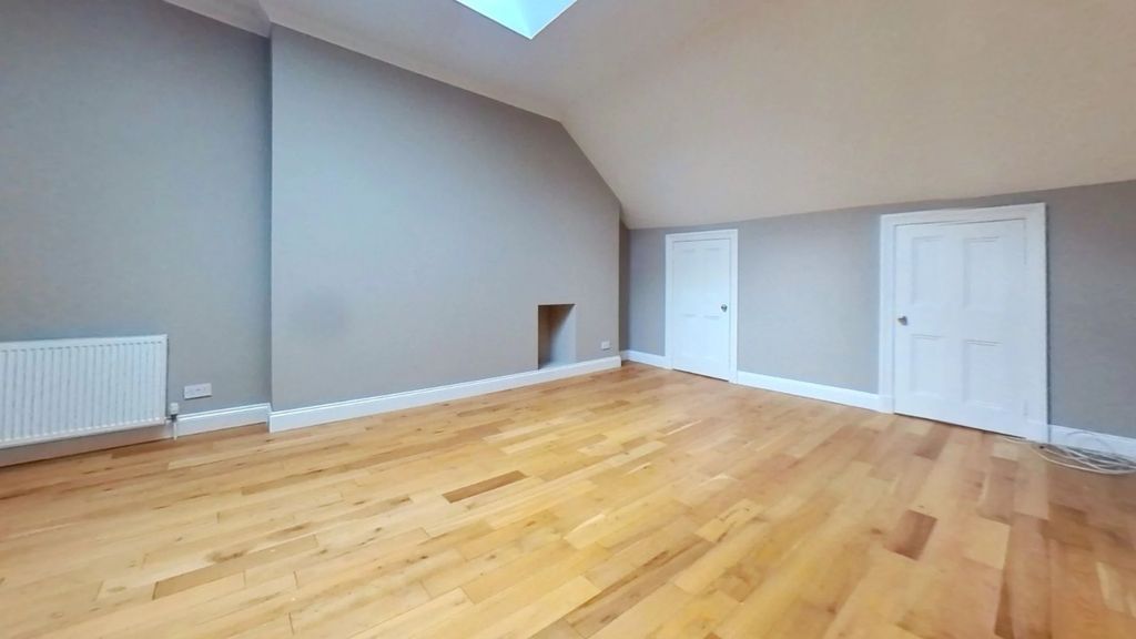 Property photo 2 of 17 Photo 2