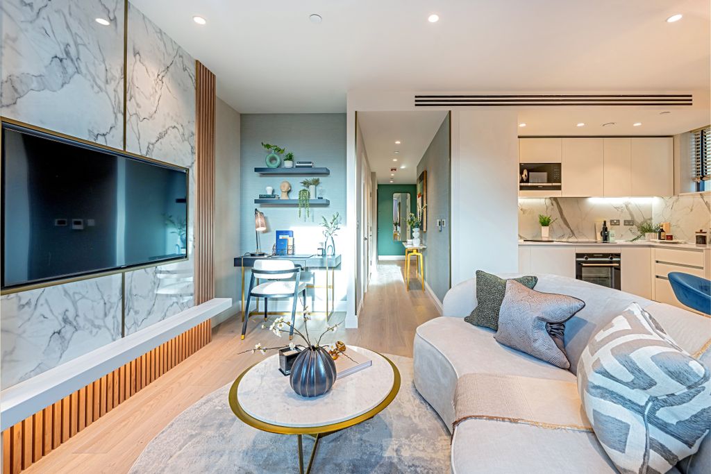 Property photo 2 of 13 Chelsea Riverview Marketing Suite Sw6_15.Jpg