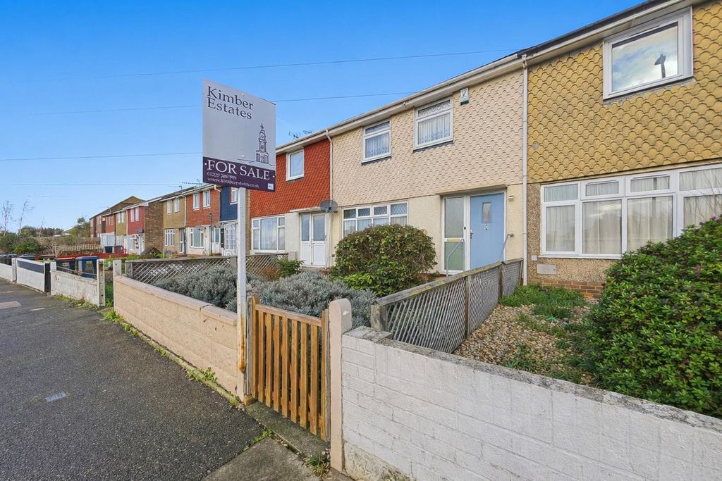 Property photo 2 of 19 Chatgpt Image Jan 17, 2026, 09_27_10 Am.Jpg