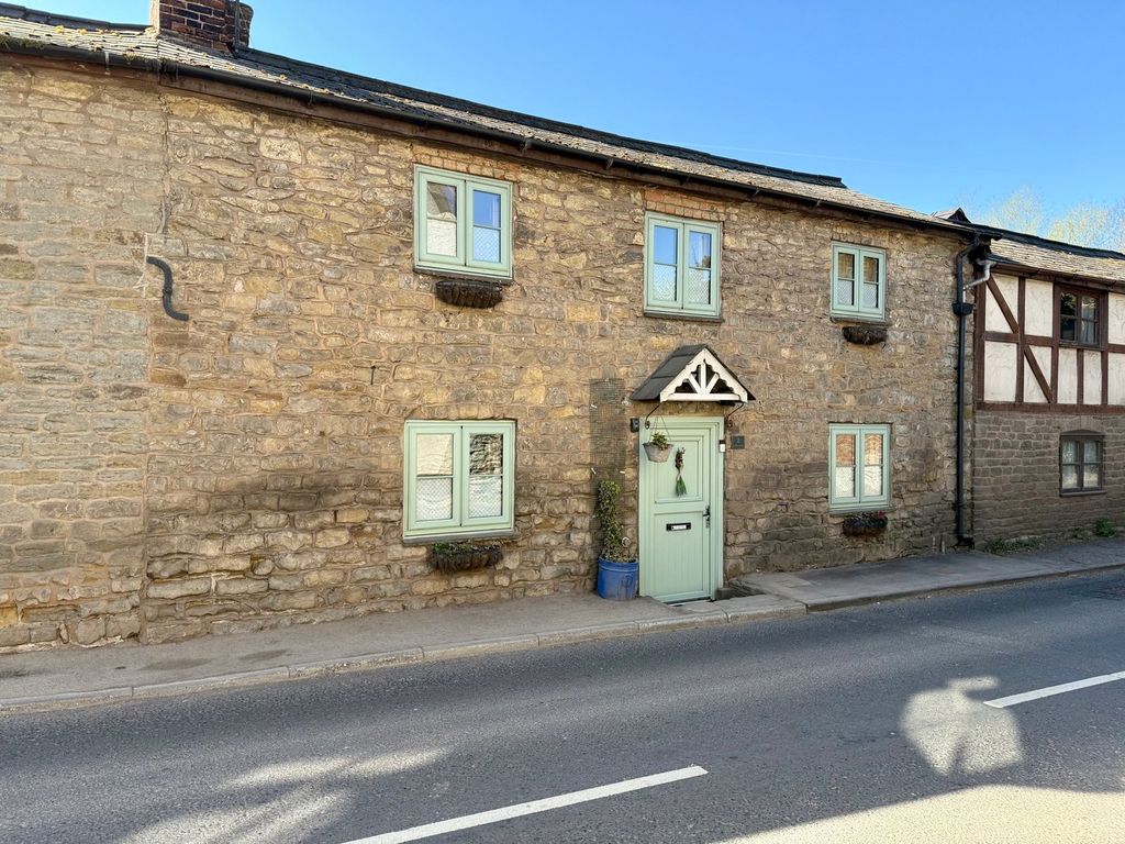 Property photo 1 of 31