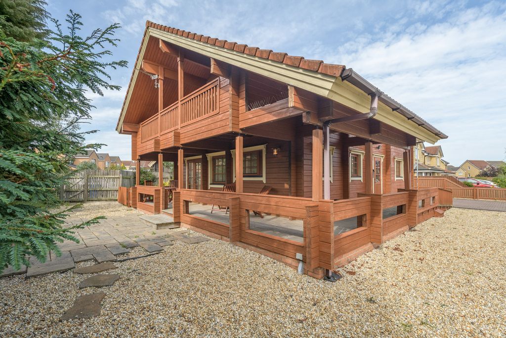 Property photo 1 of 36 External-6