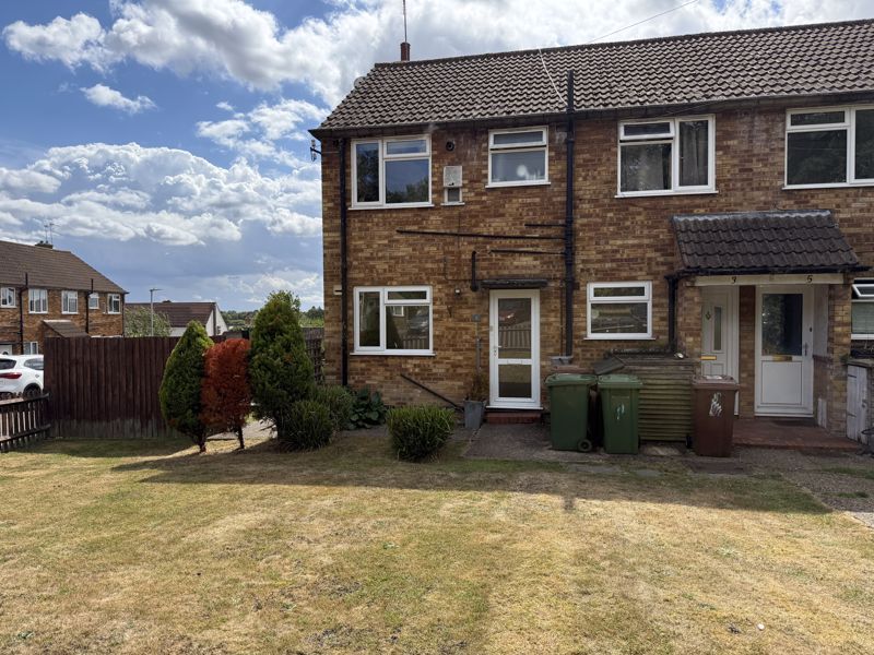 Property photo 1 of 15 Photo 9