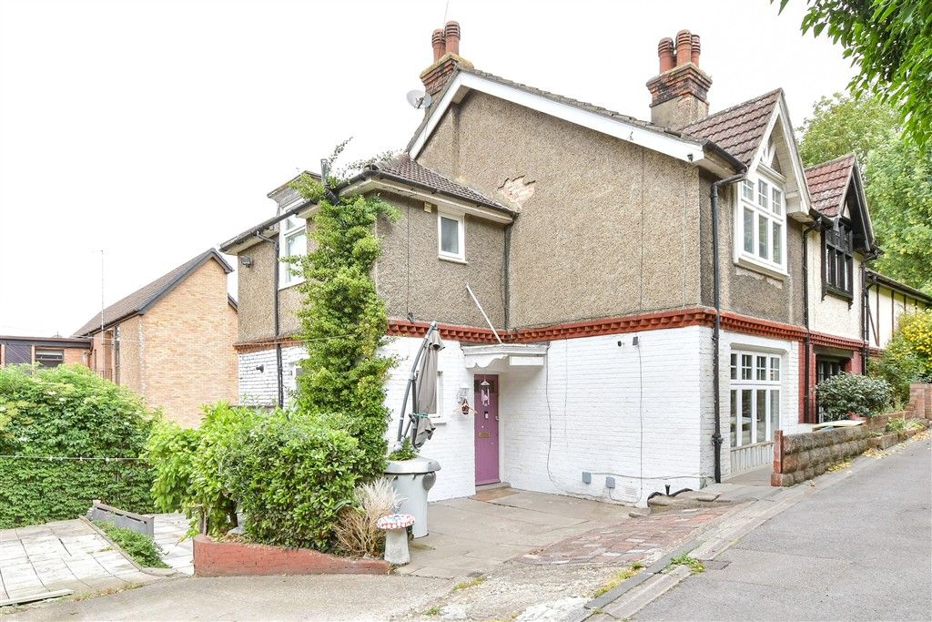 Property photo 1 of 11 External (Web)