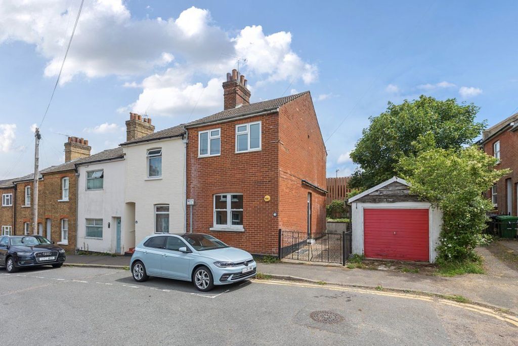 Property photo 1 of 10