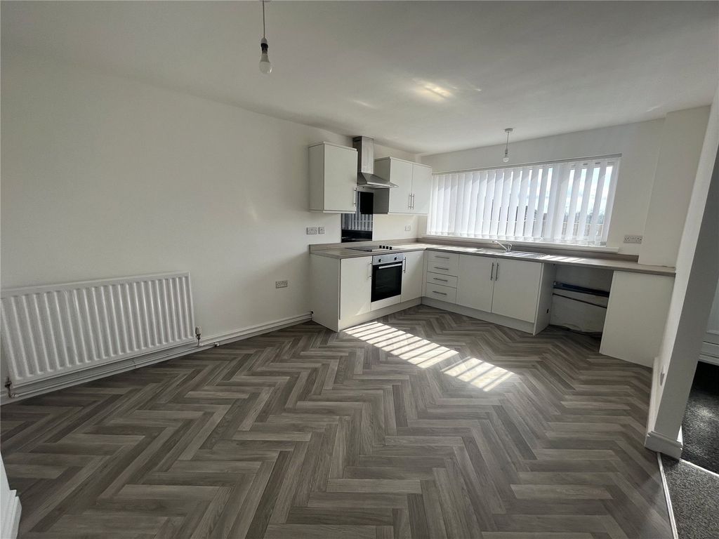 Property photo 3 of 20 Picture No. 05