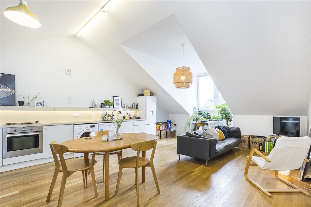 Property photo 2 of 15 2