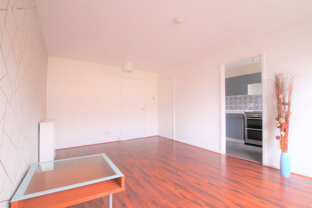 Property photo 3 of 9 Photo 3