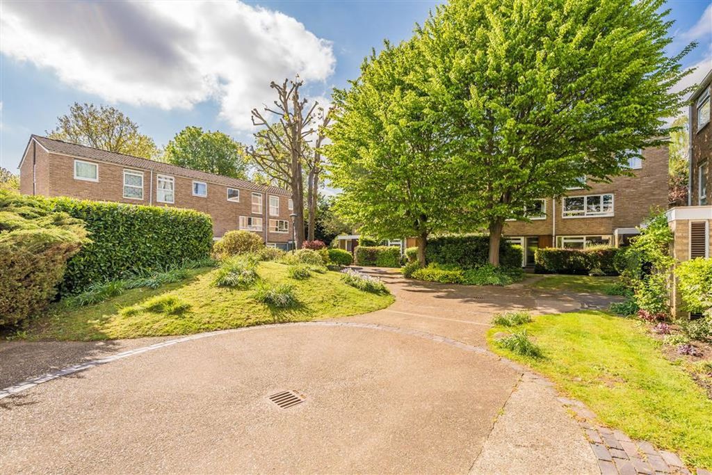 Property photo 1 of 5