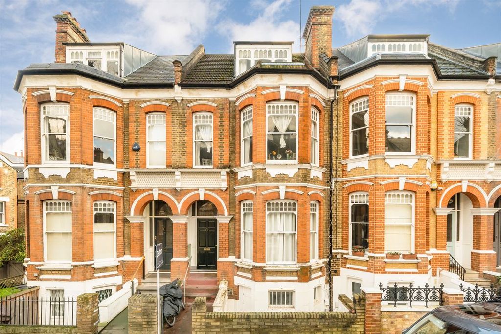 Property photo 1 of 5