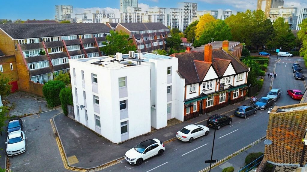 Property photo 3 of 3