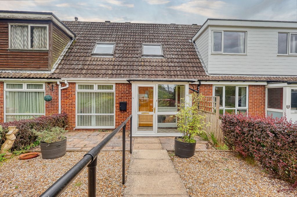 Property photo 1 of 15 Frontal