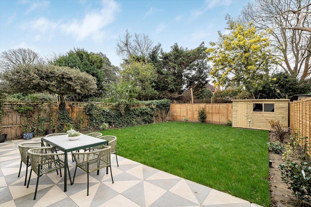 Property photo 2 of 22 Image