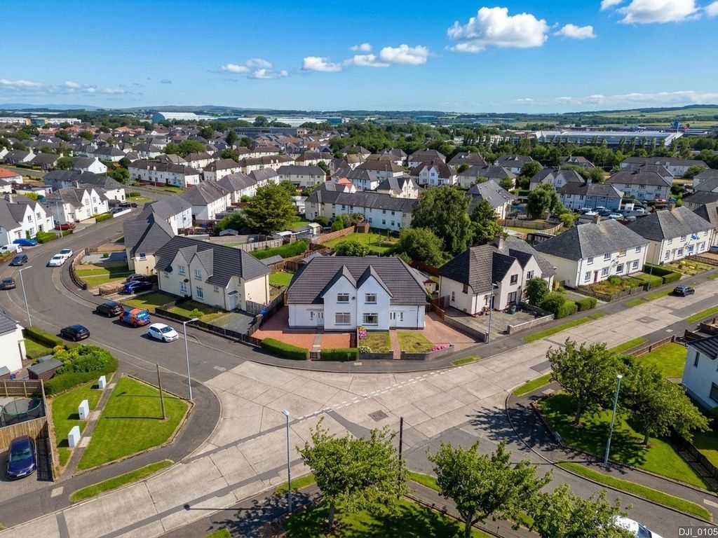 Additional image 19 of 4 bed semi-detached house for saleSanquhar Avenue, Prestwick KA9