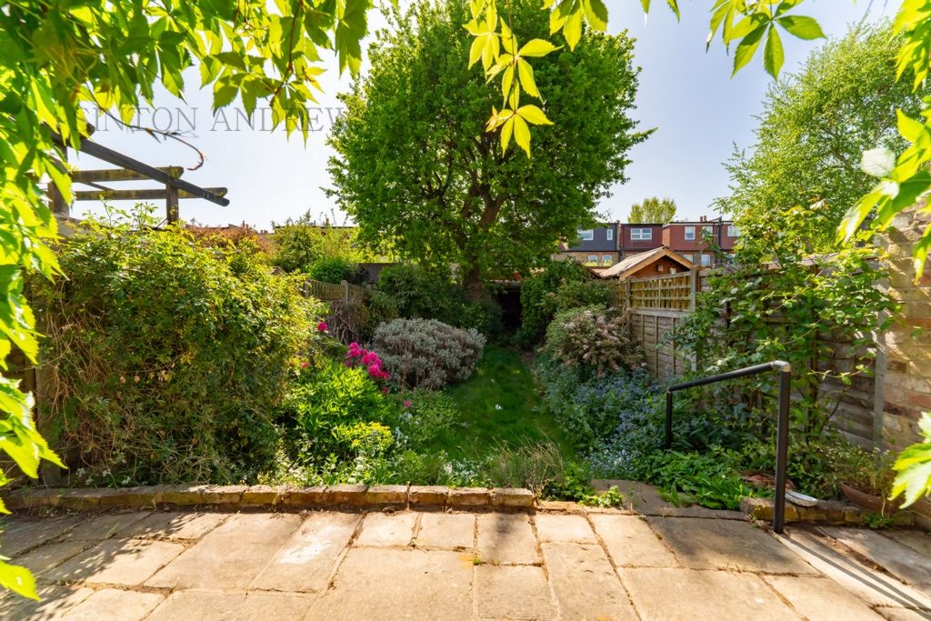 Property photo 1 of 15 Photo 12