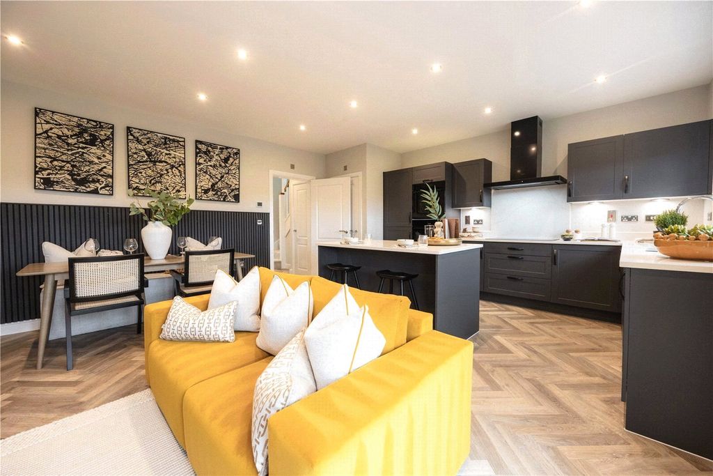 Property photo 2 of 16 Kitchen