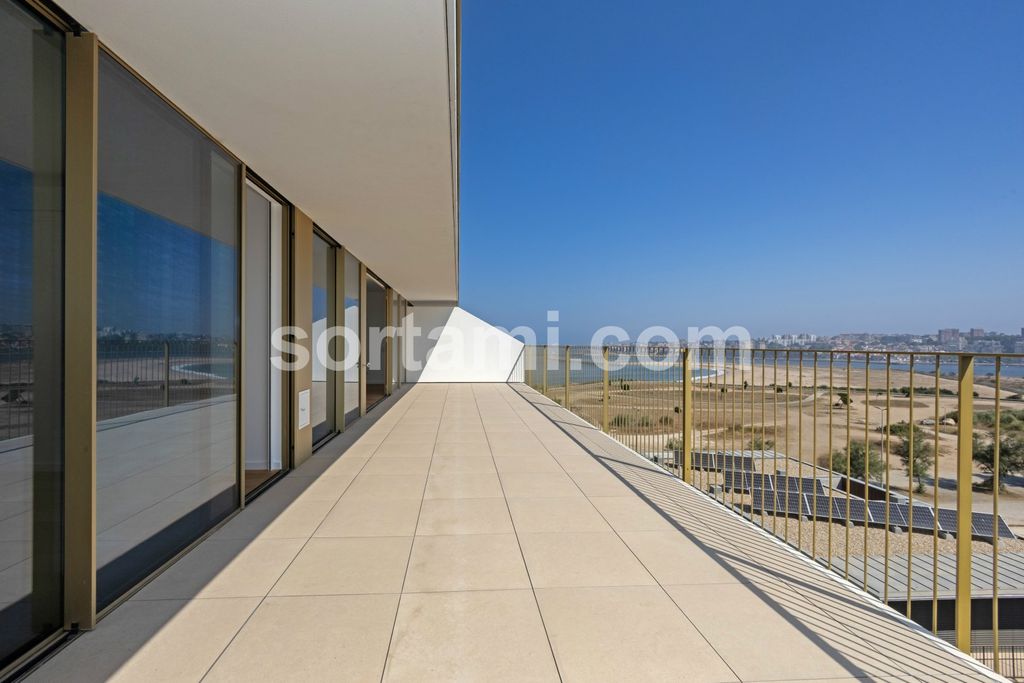 Property photo 1 of 38