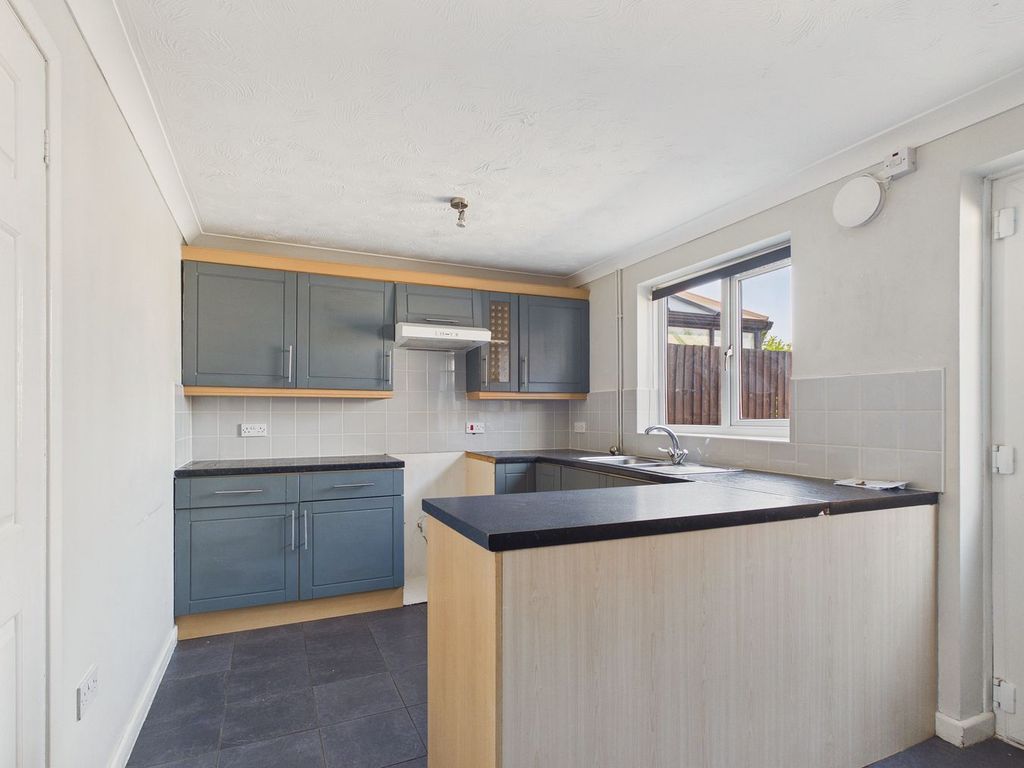 Property photo 2 of 13