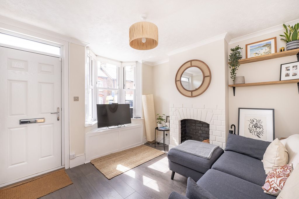 Property photo 2 of 16