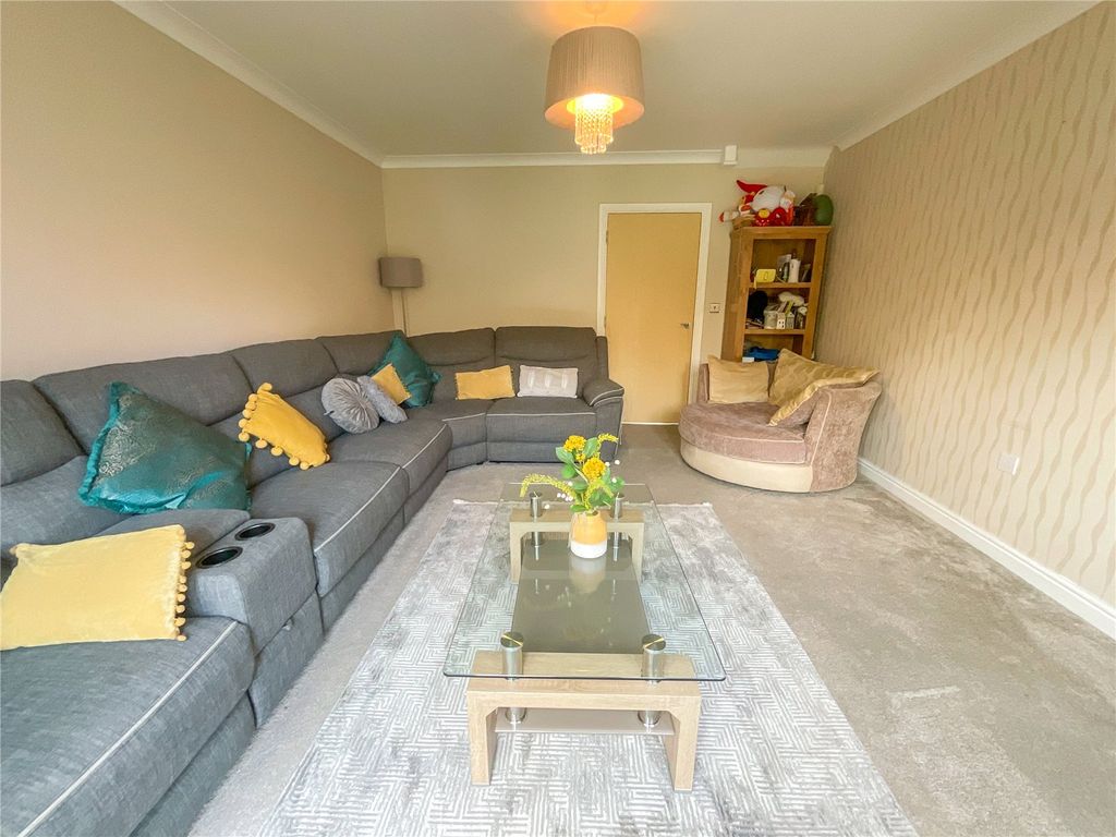 Property photo 3 of 13 Picture No. 24