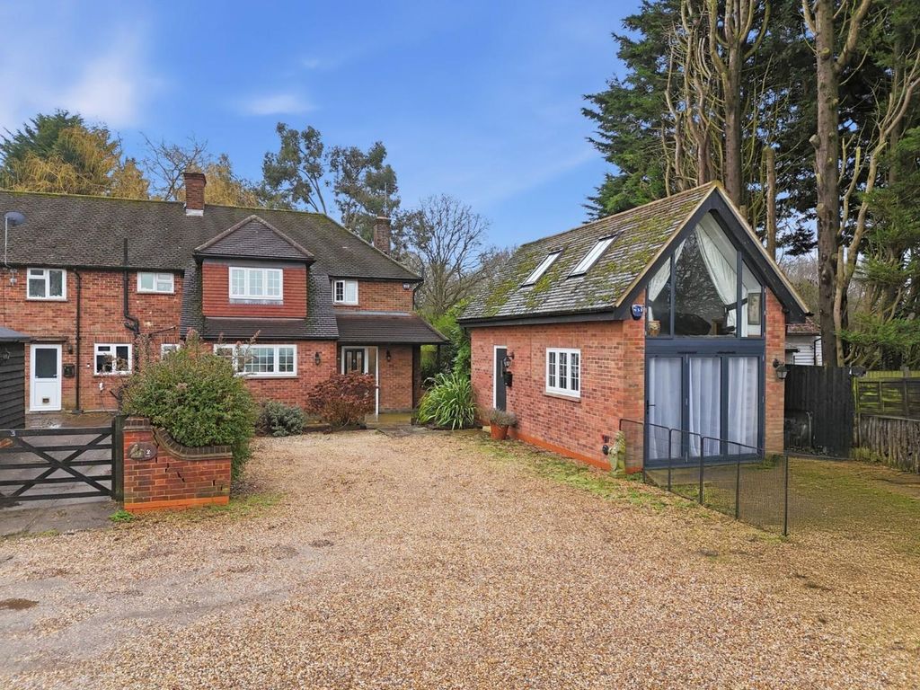 Additional image 21 of 4 bed semi-detached house for saleHigh Road, Epping CM16