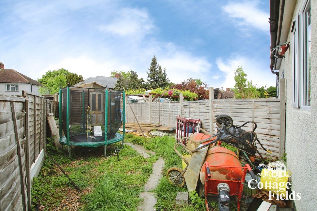 Property photo 3 of 9