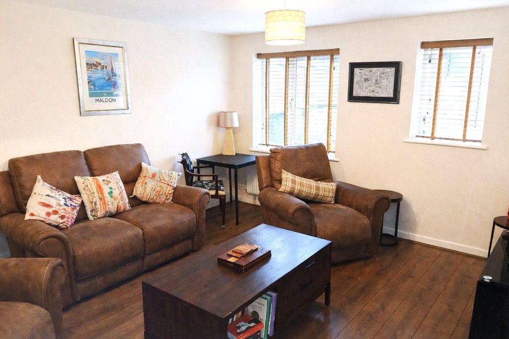 Property photo 2 of 8 Picture No. 03