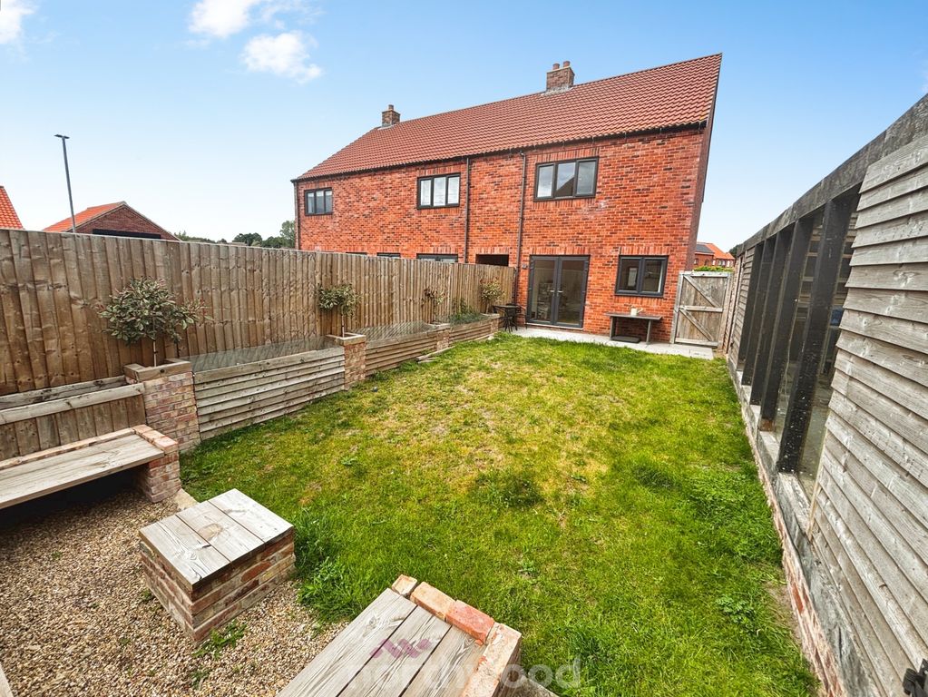 Property photo 3 of 21