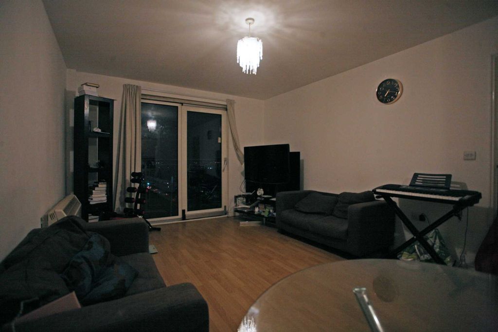 Property photo 3 of 11