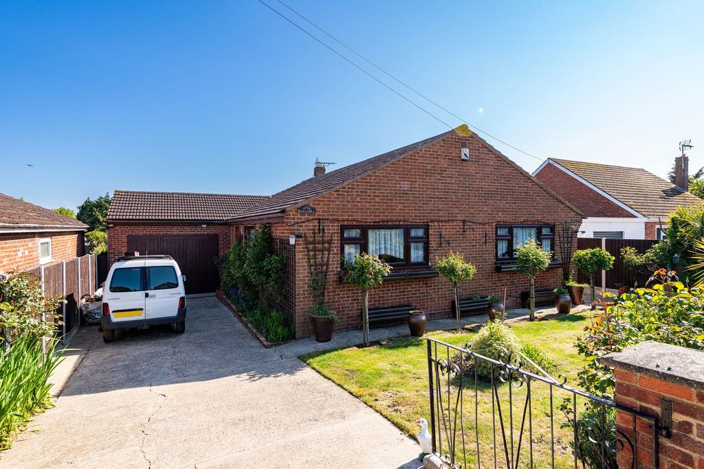 Property photo 1 of 18