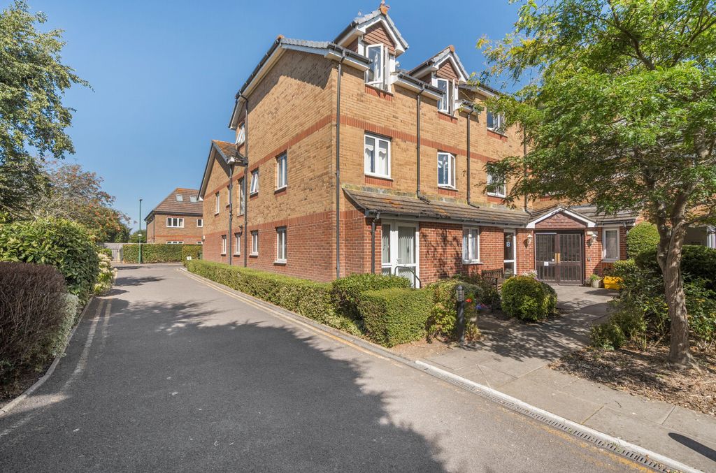 Property photo 1 of 10 1503581-25-6A75F9...