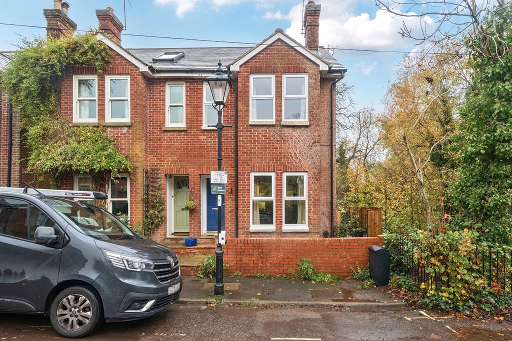 Property photo 1 of 18