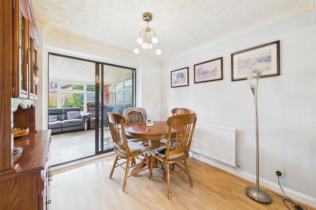 Property photo 3 of 17 Dining Room