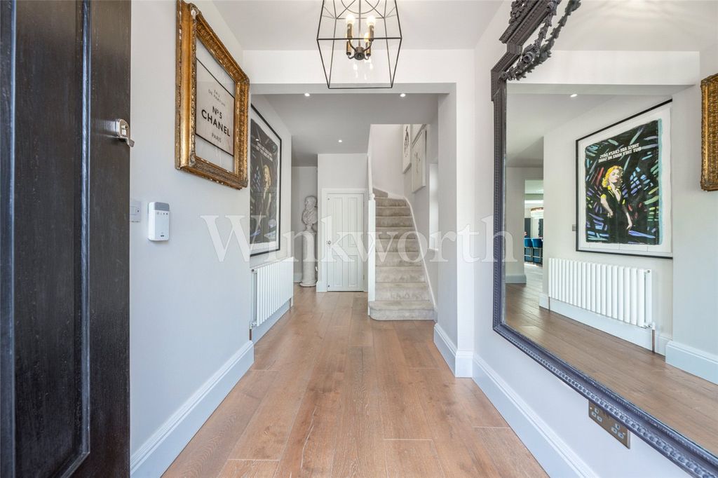 Property photo 2 of 17 Picture No. 02