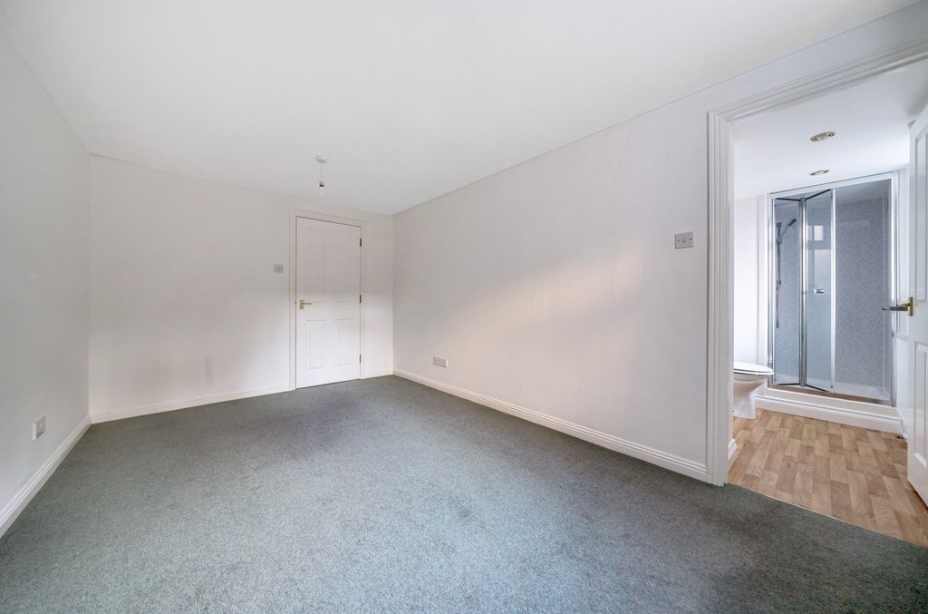 Property photo 3 of 13 933743 (17).Jpg