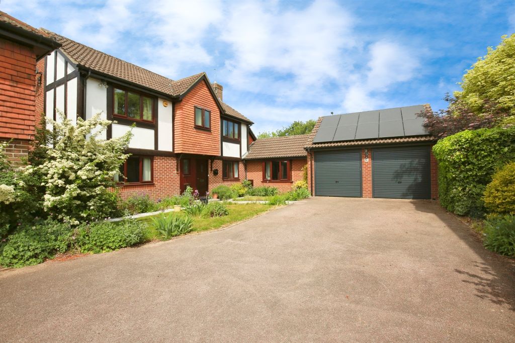 Property photo 1 of 17